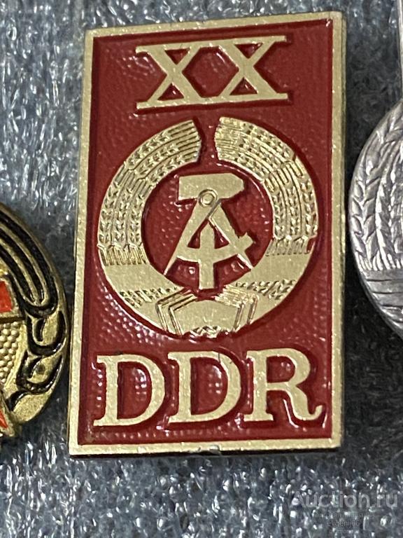 Знак. Значок ГДР DDR XX 20 лет  ГЕРМАНИЯ ГЕРБ