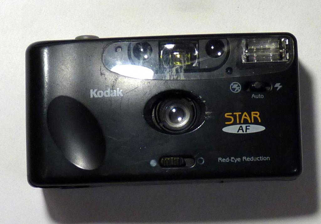 Фотоаппарат механический Kodak STAR AF мыльница неисправный