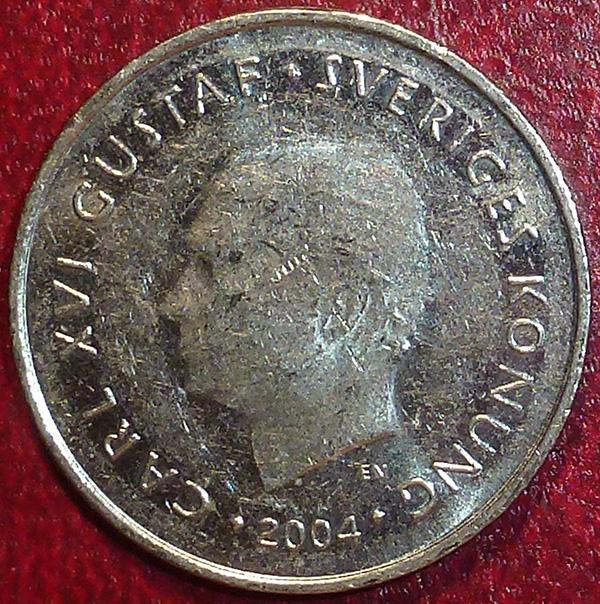 Швеция 1 крона 2004 года.