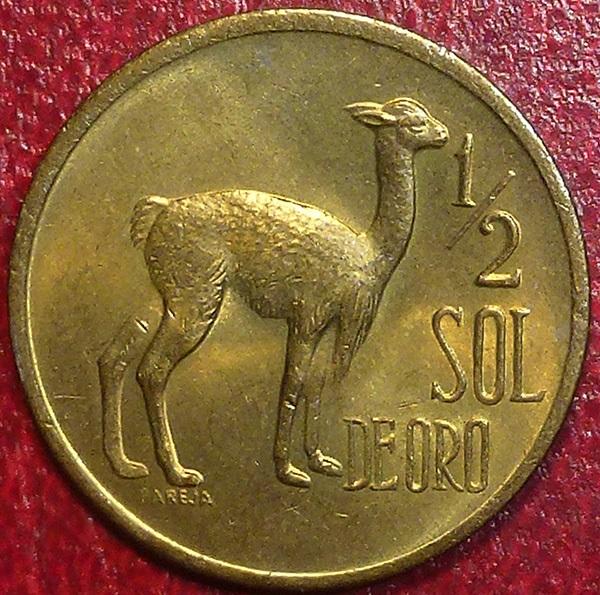 Перу 1/2 соль 1974 года.