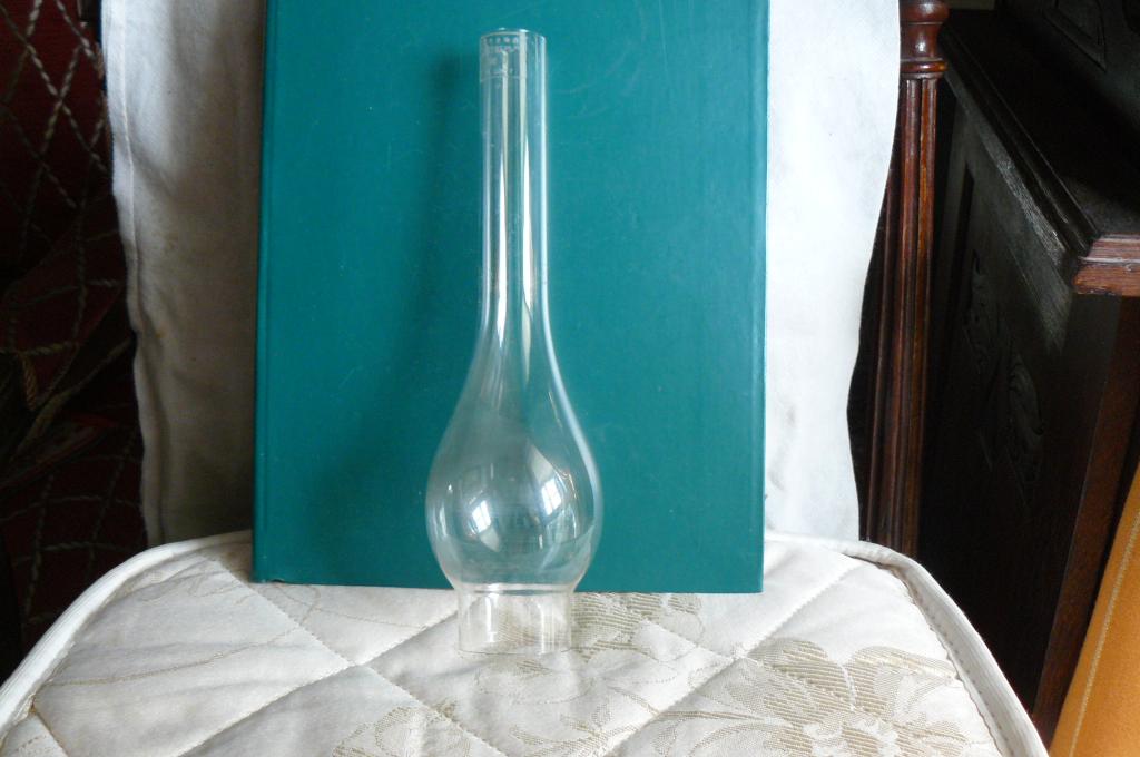 Стекло на керосиновую лампу " Октябрь " № 7