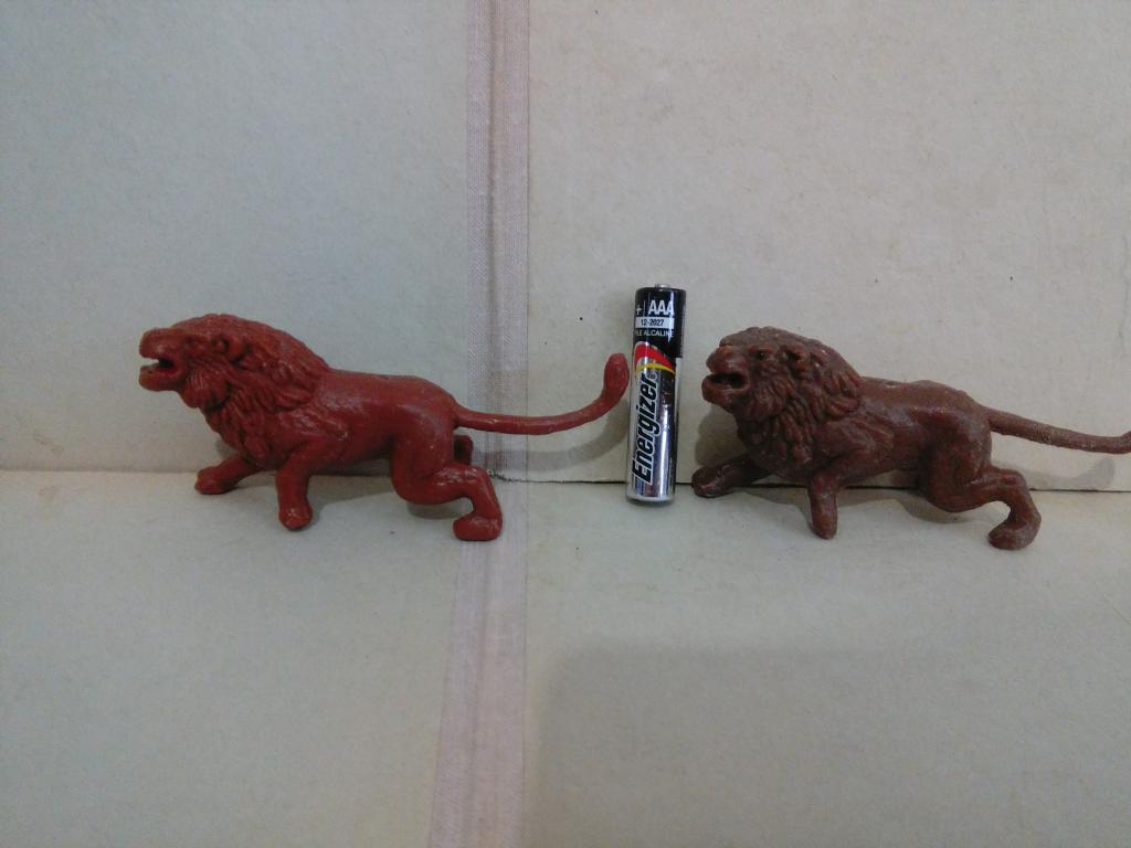 Игрушка.Фигурка.Лев .Колкий пластик.СССР
