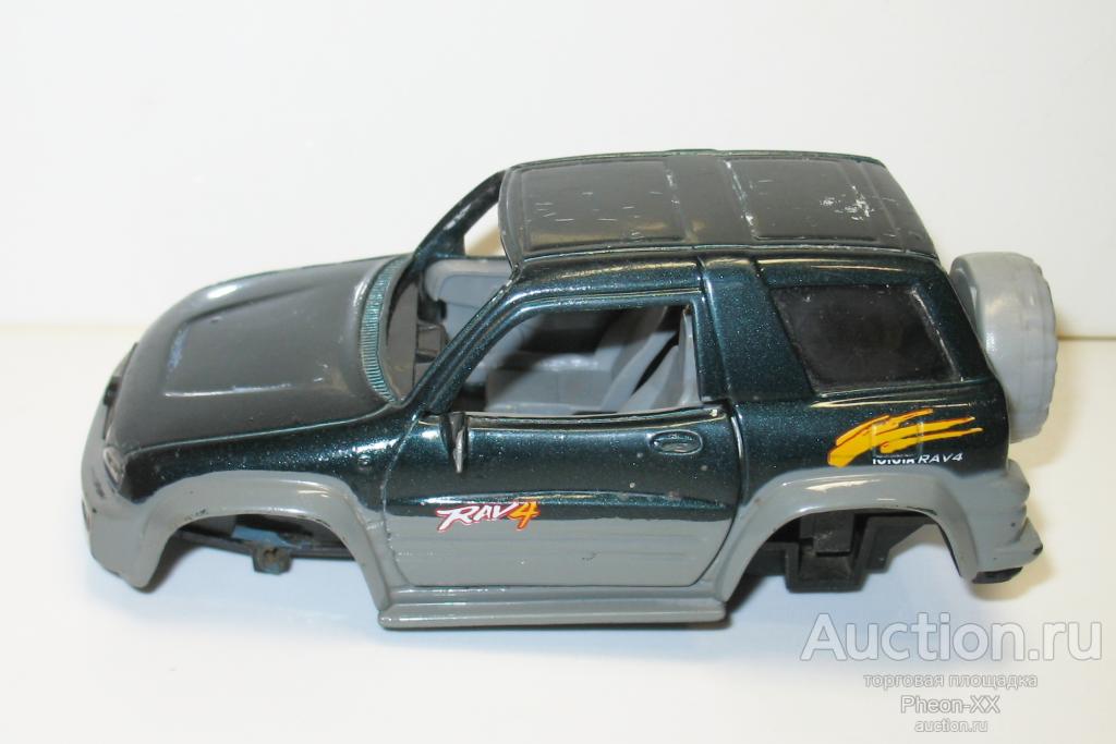 1/24 Toyota RAV4 (на восстановление или запчасти)