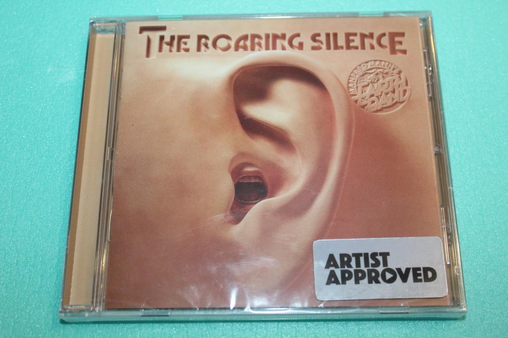 Manfred Mann's E.B. / The Roaring Silence 76 / England