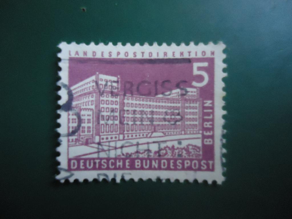 1956 г.  ФРГ  Берлин  гаш. без клея.