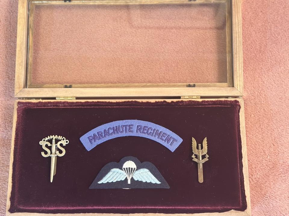 Знак/ эмблема на берет Англия
