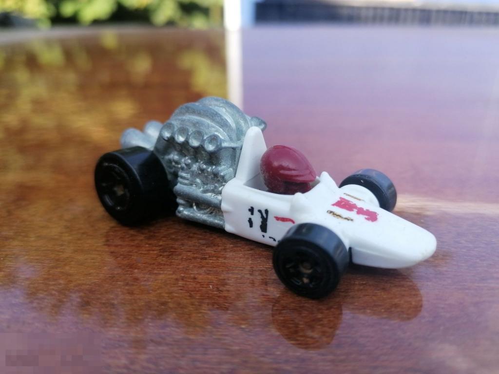 Модель HOTWHEELS  2016//Head Starter made in Malaysia