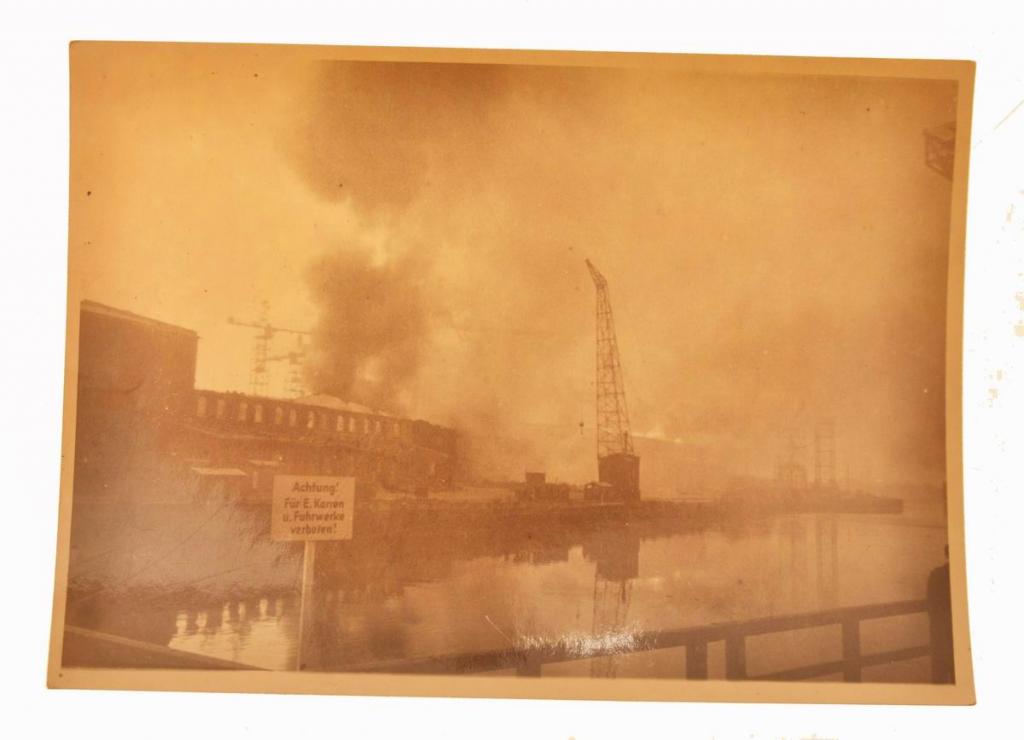 Фото. Верфи Кригсмарине. 1945 год.