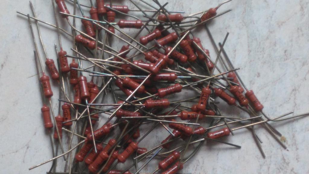 РЕЗИСТОРЫ СССР ОМЛТ 0,250 Вт