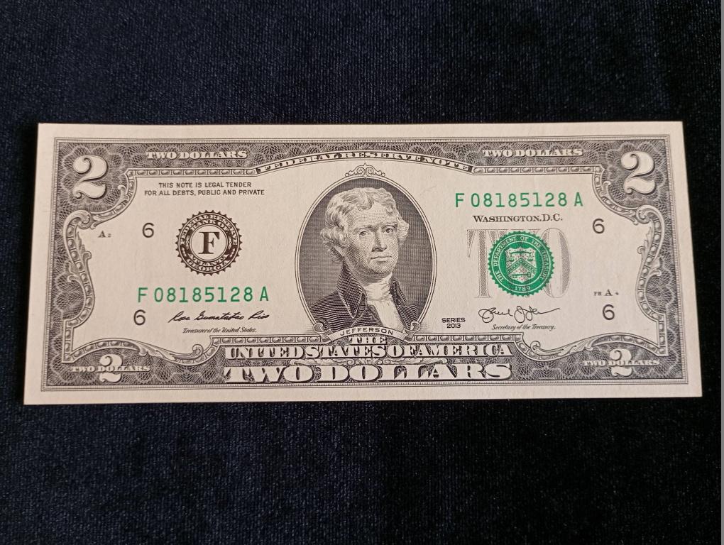 Банкнота США 2 доллара 2013 года UNC