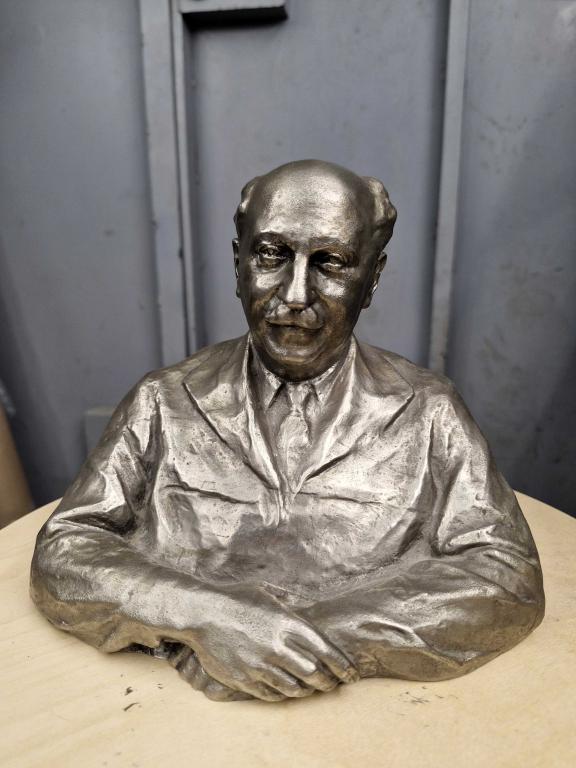 Абрам Федорович Йоффе. Физик. Академик. Бюст. Силумин. СССР 70-е годы.
