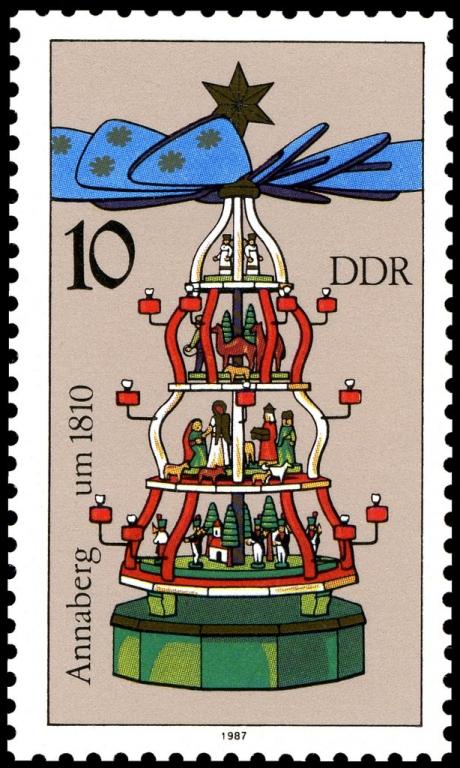 (1987-086) Марка Германия (ГДР) "Пирамида (1)" Рождество II 