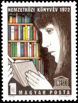 (1972-031) Марка Венгрия "Девушка с книгой" Международный книги II 