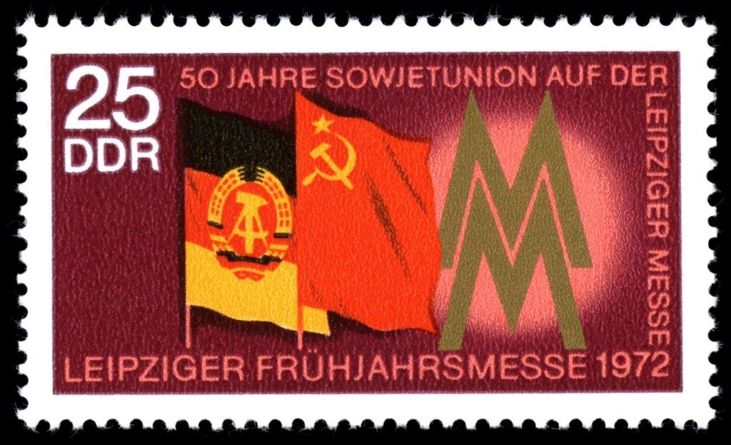 (1972-014) Марка Германия (ГДР) "Флаги ГДР и СССР" Ярмарка, Лейпциг III 
