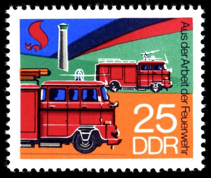 (1977-089) Марка Германия (ГДР) "Пожарные машины" Пожарная охрана II 