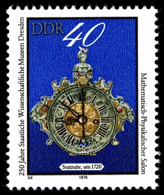 (1978-096) Марка Германия (ГДР) "Каминные часы" Музей Дрездена, 250 лет III 