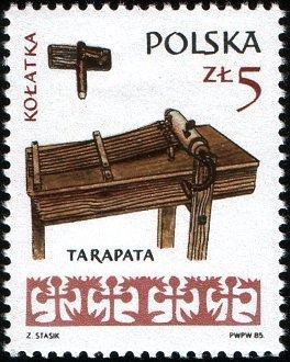 (1985-020) Марка Польша "Деревянная трещотка" Народные музыкальные инструменты III 