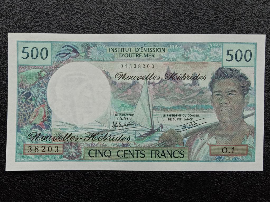 Новые Гебриды 500 франков1970-81г.    UNC       Р.19с