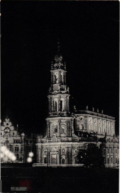 (WG) Германия Дрезден архитектура ночной город (2022-262) чистая