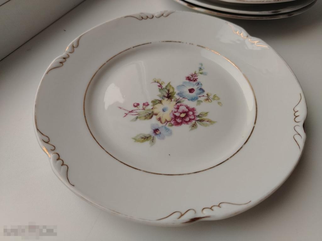 Старинная тарелка, клеймо ПЗ завод Пролетарий. 4шт.