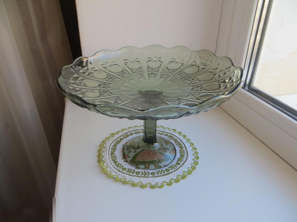 Старинная ваза фруктовница . Редкий цвет Серо стальная  Клеймо