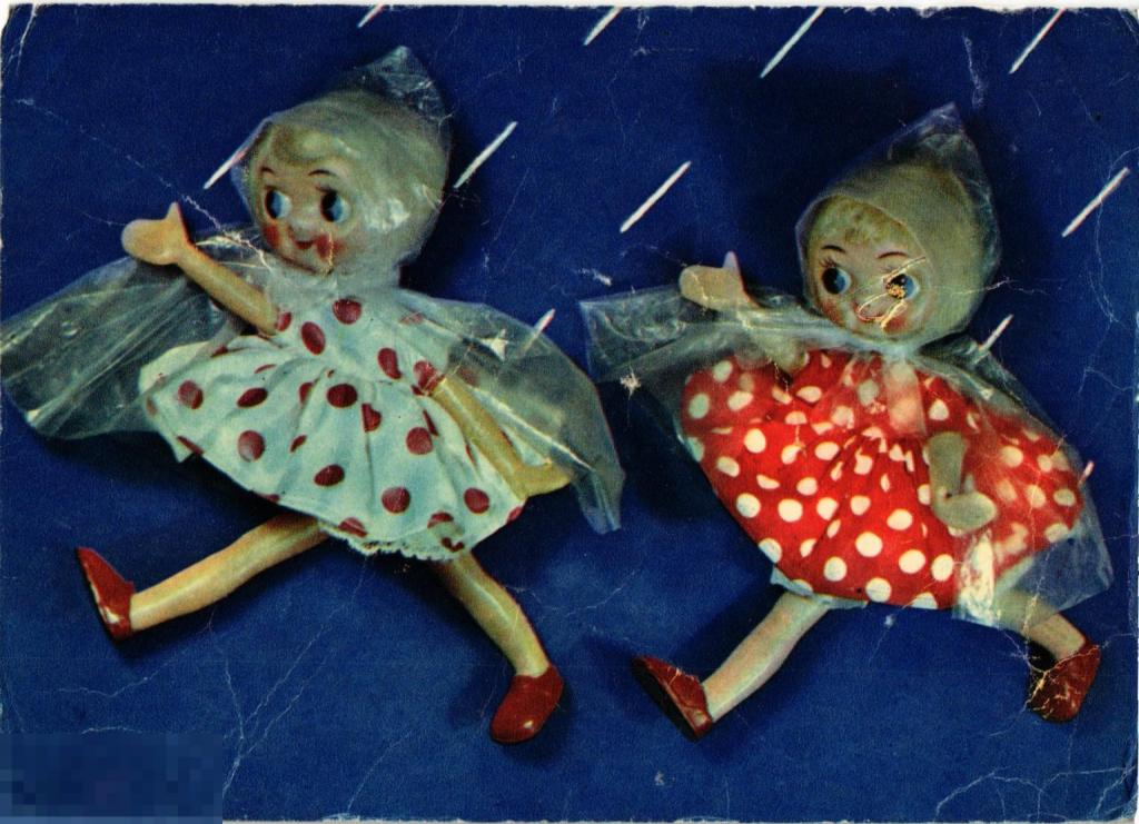 (WG) В дождик  1968 Аскинази куклы в дождевиках (2024-28)