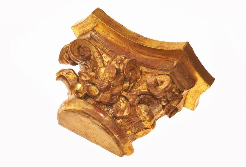 Старинный резной декор с иконостаса, Христианская древность