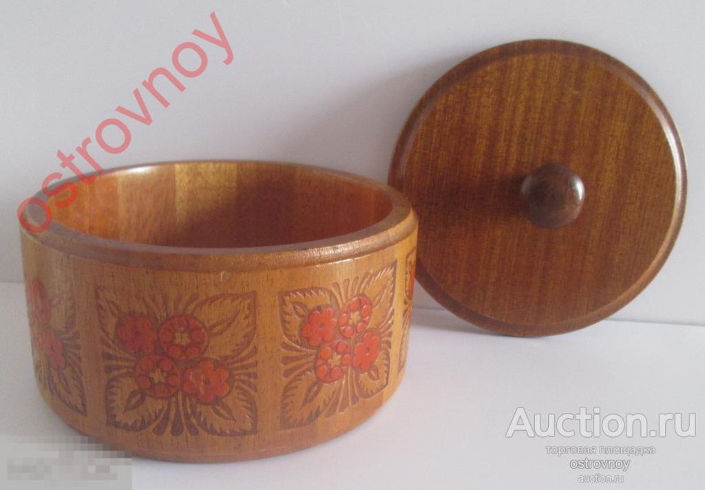 Шкатулка круглая, Ø 15,5 см. Дерево. СССР.