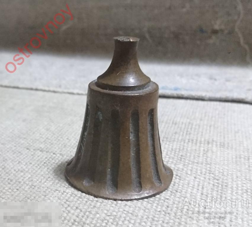 Чашечка от подсвечника, бронза, 19 век, h=4,8см Деталь. Фрагмент.