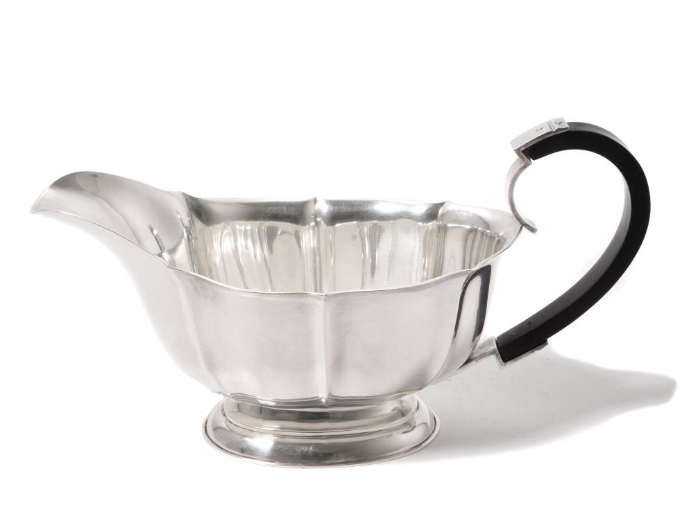 Серебряный соусник или вазочка для меда.   Дания, 1947 год