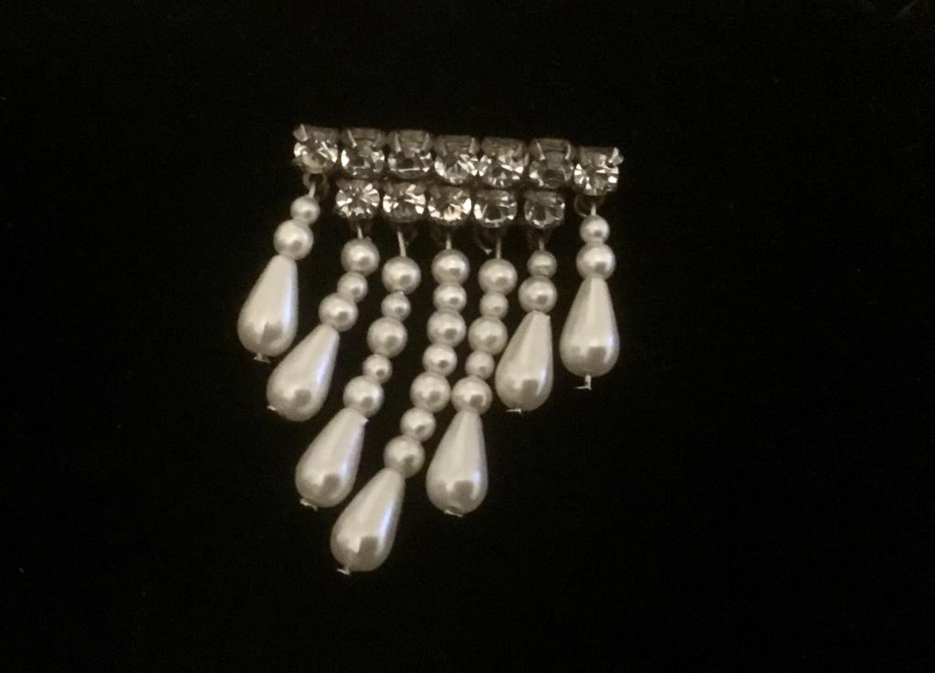 Старинная брошь подвеска с искусственными жемчужинами