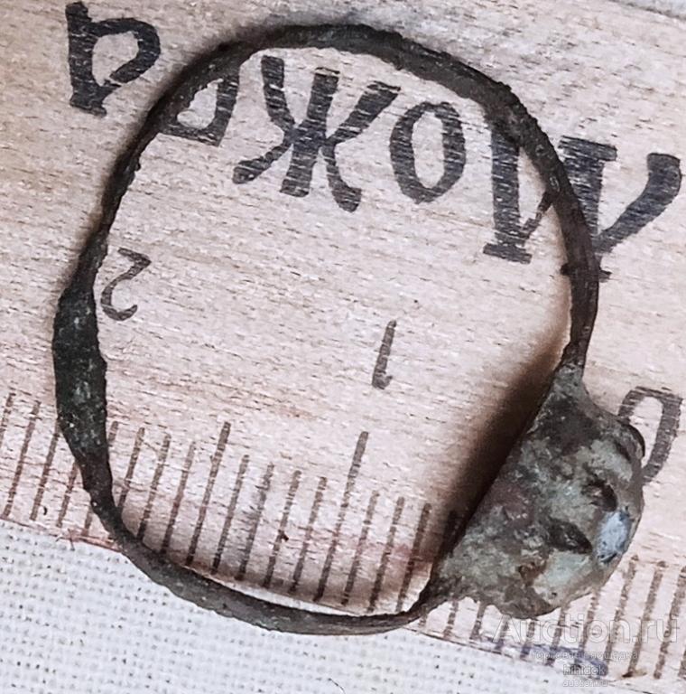 Колечко старинное с камнем.. Перстни старинные