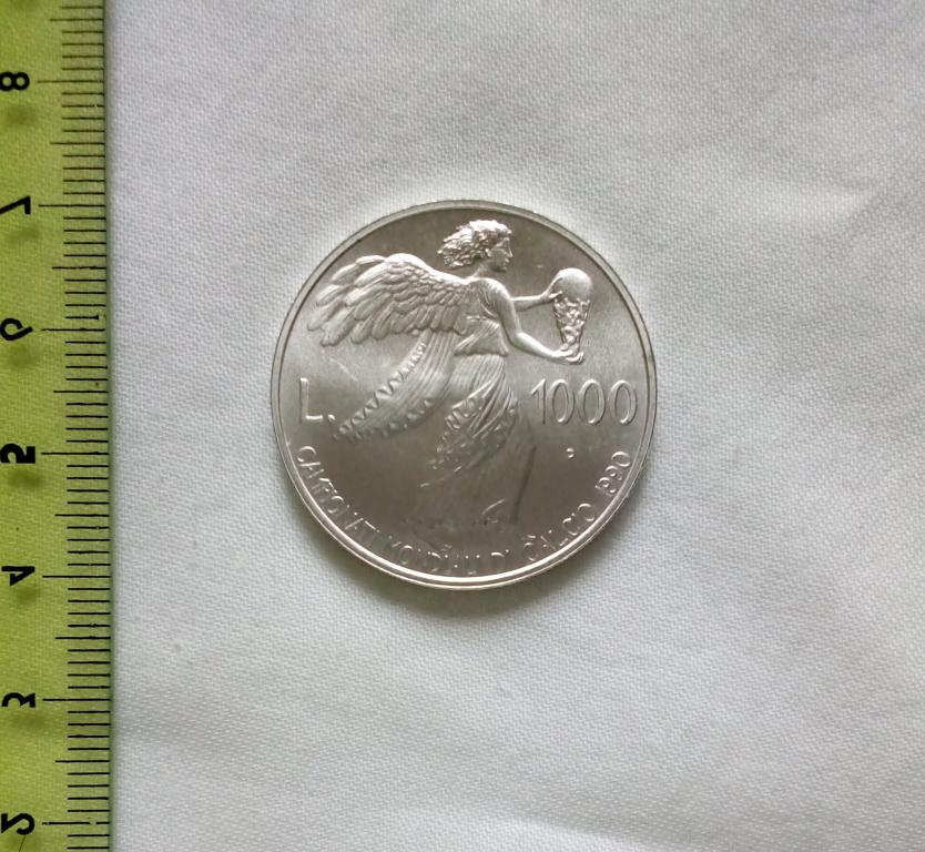 Сан-Марино 1000 лир 1990 год серебро unc Чемпионат мира по футболу.
