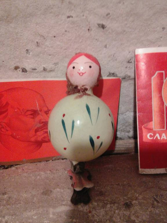 Игрушка ёлочная.Матпешка.Стекло...СССР