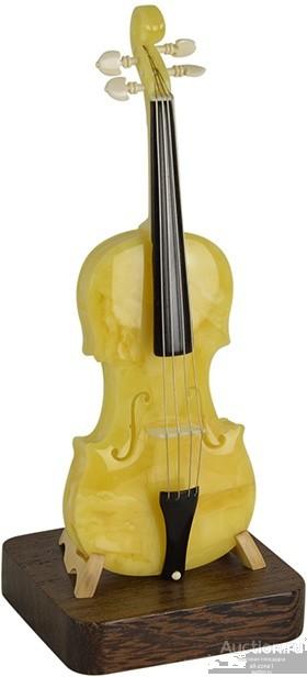 Сувенир из янтаря СКРИПКА AZS053C60