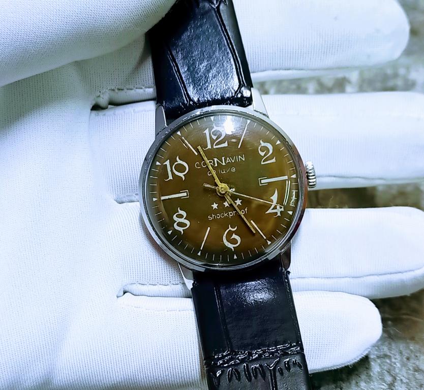 Советские наручные часы Cornavin de luxe