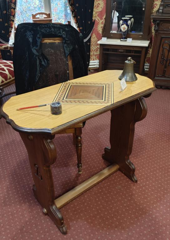 МЕБЕЛЬ парта Мариинская жен. гимназия РОССИЯ до 1917 г.