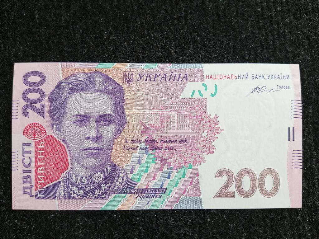 Украина 200 гривен 2014 года (Р-123е) Подпись Гонтарева серия ТА UNC Пресс (a-554)