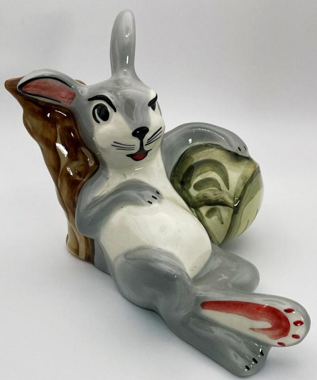 Статуэтка фарфор Заяц с капустой (Денежный заяц)