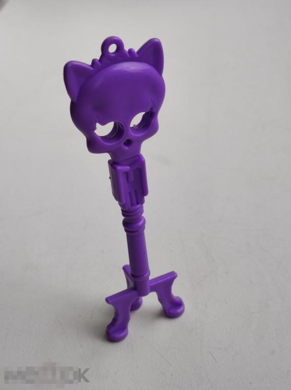 Брелок для куклы Sweet  Monster 1600  High  Монстер Хай  кукла  пластик игрушка  9.5 см.