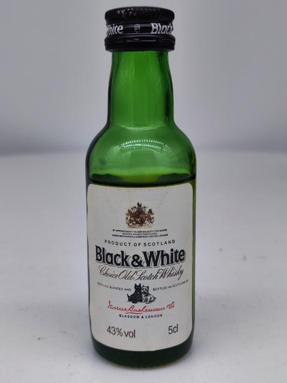 Виски Black&White 50мл Шотландия