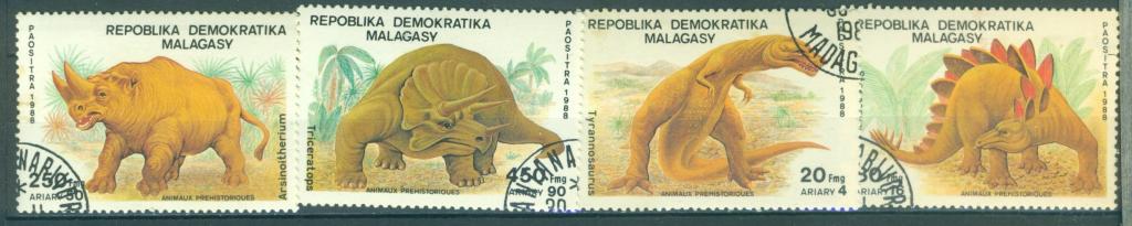 Мадагаскар 1988 г. Доисторические животные Динозавры  гашеные