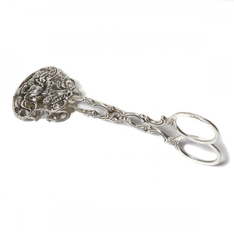 Серебряные кондитерские щипцы. Швеция, 1955 год.