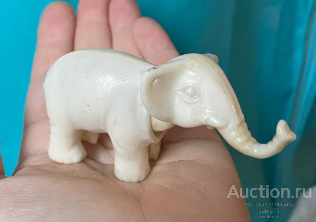 Редкая фигурка СЛОН слоник с качающейся головой колкий пластик СССР
