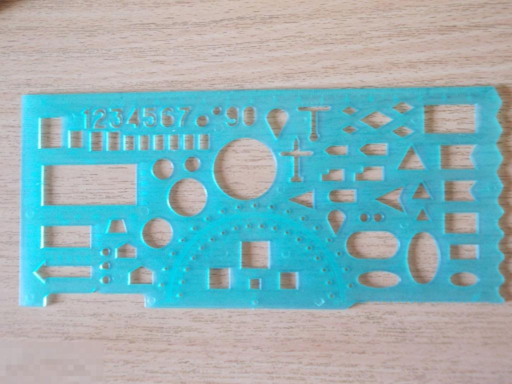 ЛИНЕЙКА ОФИЦЕРСКАЯ. трафарет. ВС.СССР.  армия . целая. зеленая. 9 фото в лоте.(А)