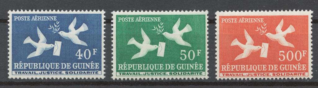 Гвинея 1959 Mi# 26+ 27+ 30** СТАНДАРТ, ПОЧТОВЫЙ ГОЛУБЬ (марки из серии)