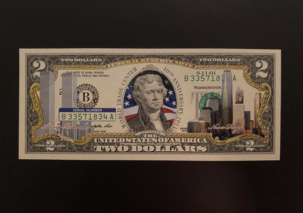 2 доллара США 2013 год, "Всемирный торговый центр". Цветные.