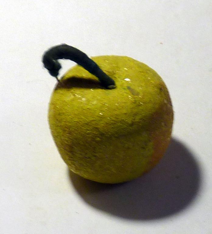 Новогодняя елочная игрушка СССР Яблоко опилки