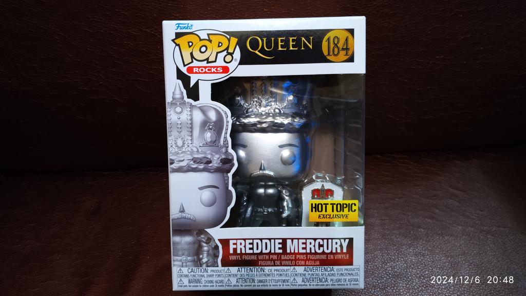 Коллекционная фигурка Funco Pop Rocks: Freddie Mercury #184 (Platinum with badge)
