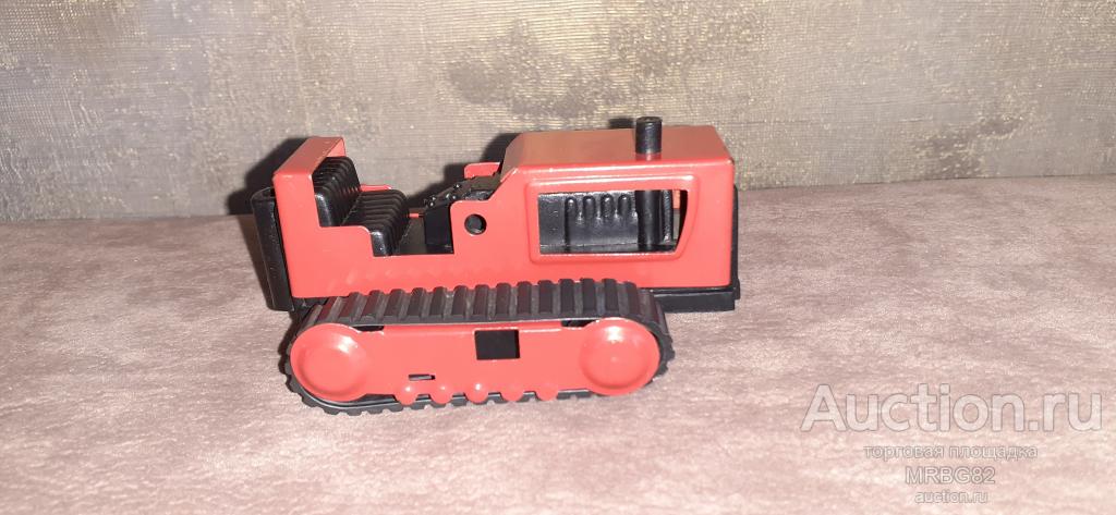 Трактор детский,игрушка.СССР (красный)